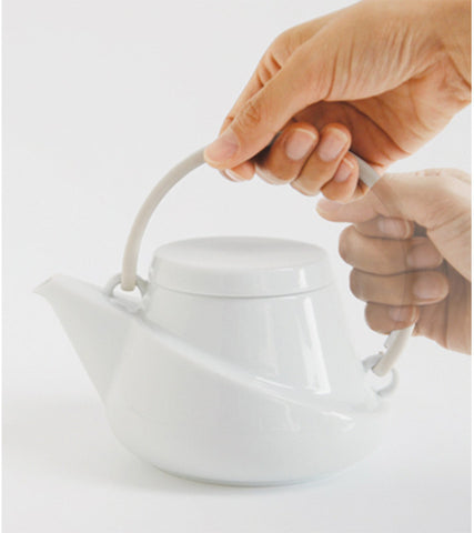 Infuser Teapot: KINTO Ridge - White, available in 2 sizes